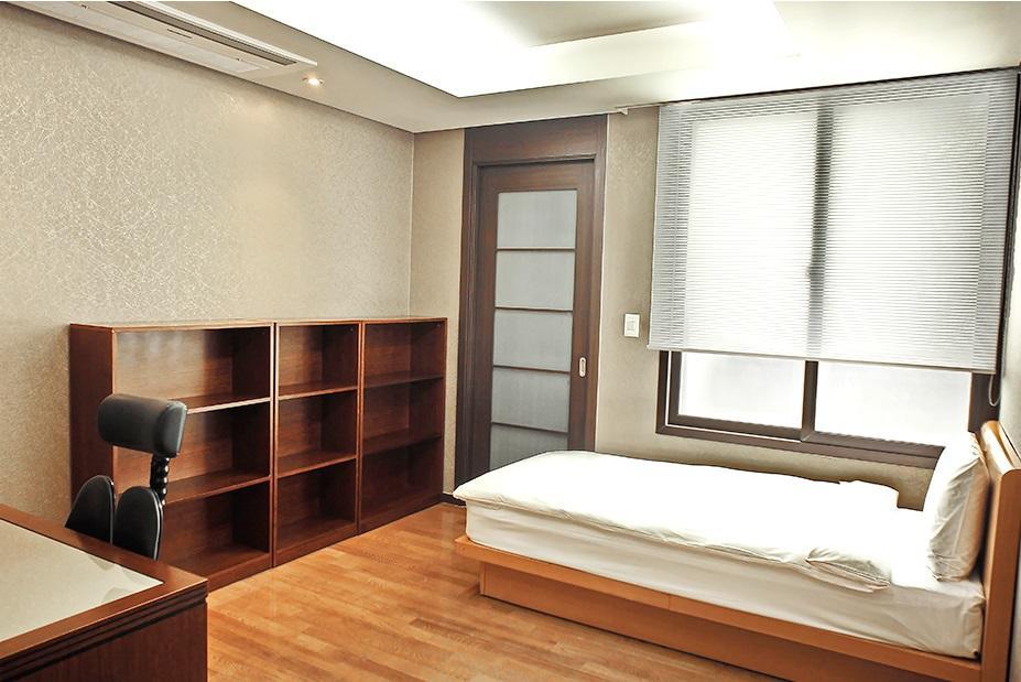 Dmc Apartment Seoul