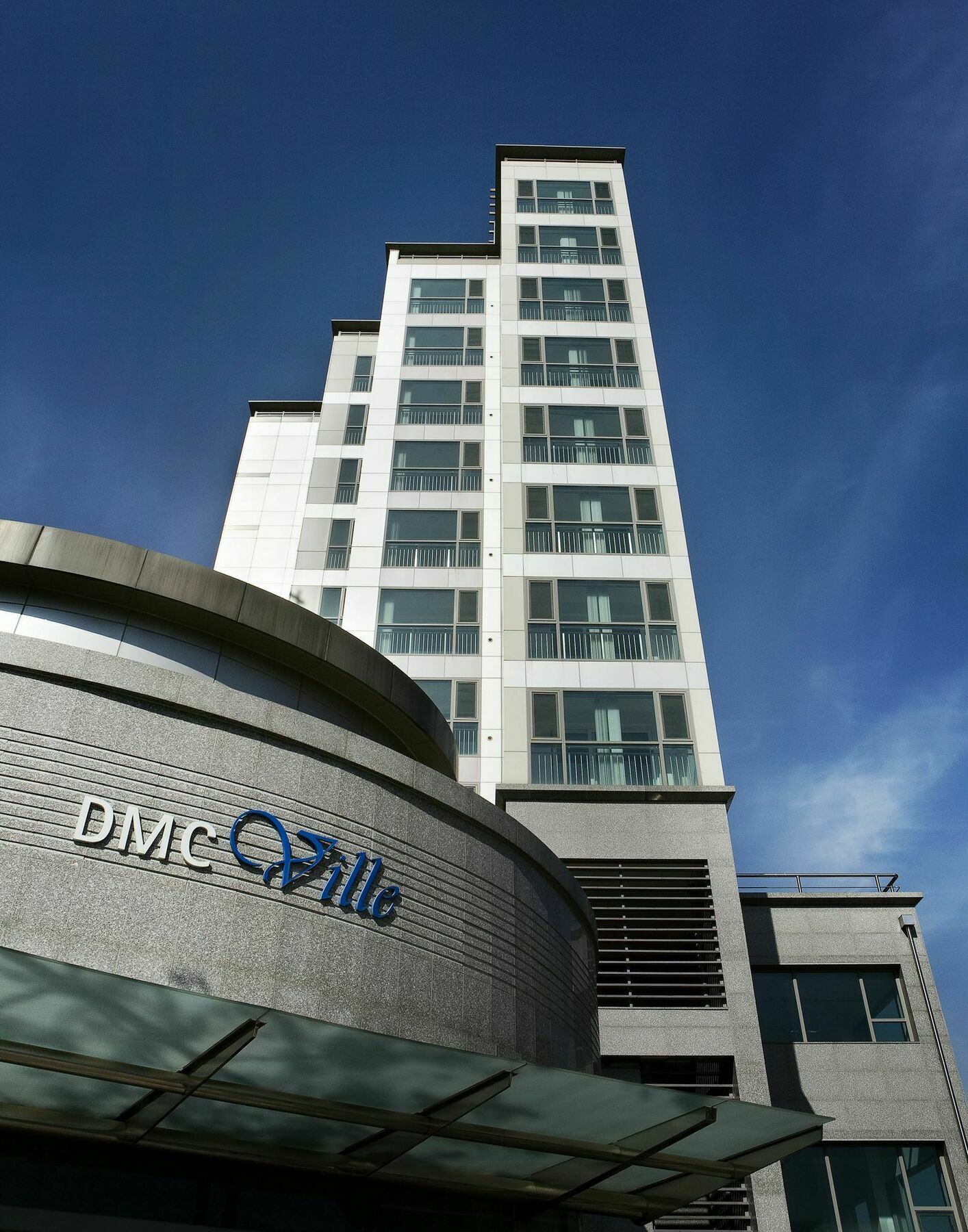 Dmc Apartment *